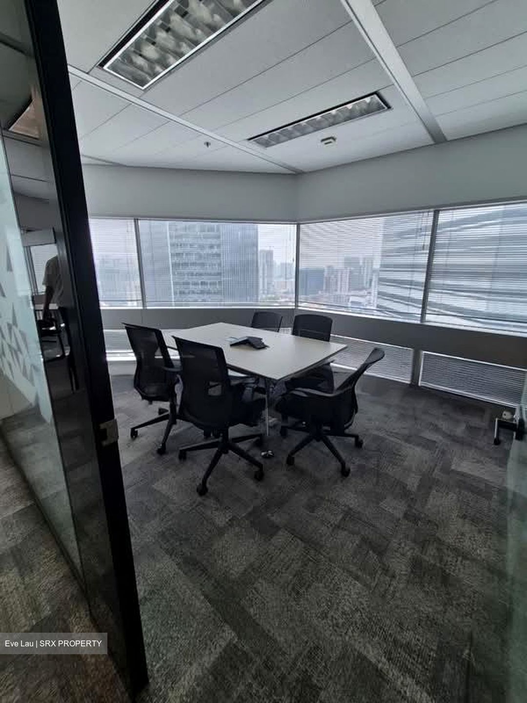 Gateway East (D7), Office #597571941